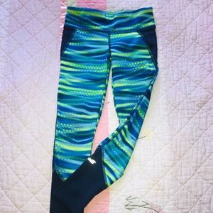 Avia performance leggings for girls.